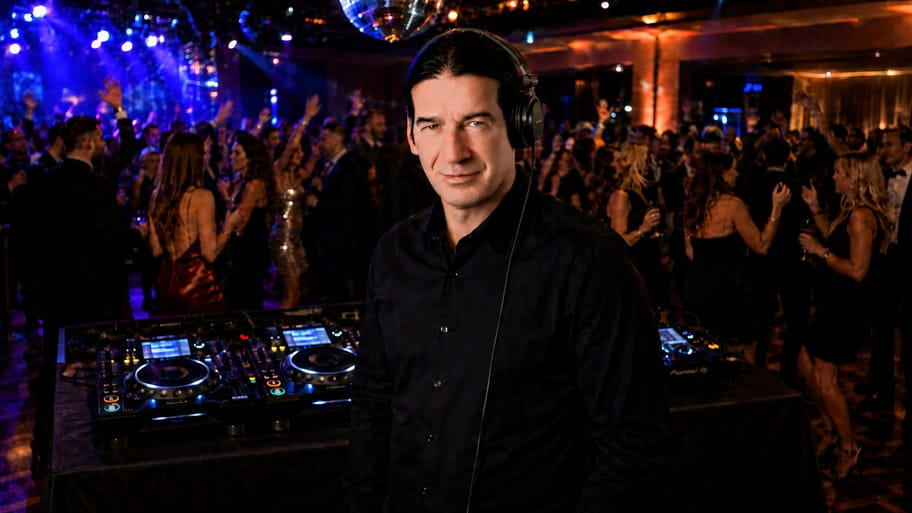 DJ Mike - Open-Format DJ, Genre DJ - in Schweiz